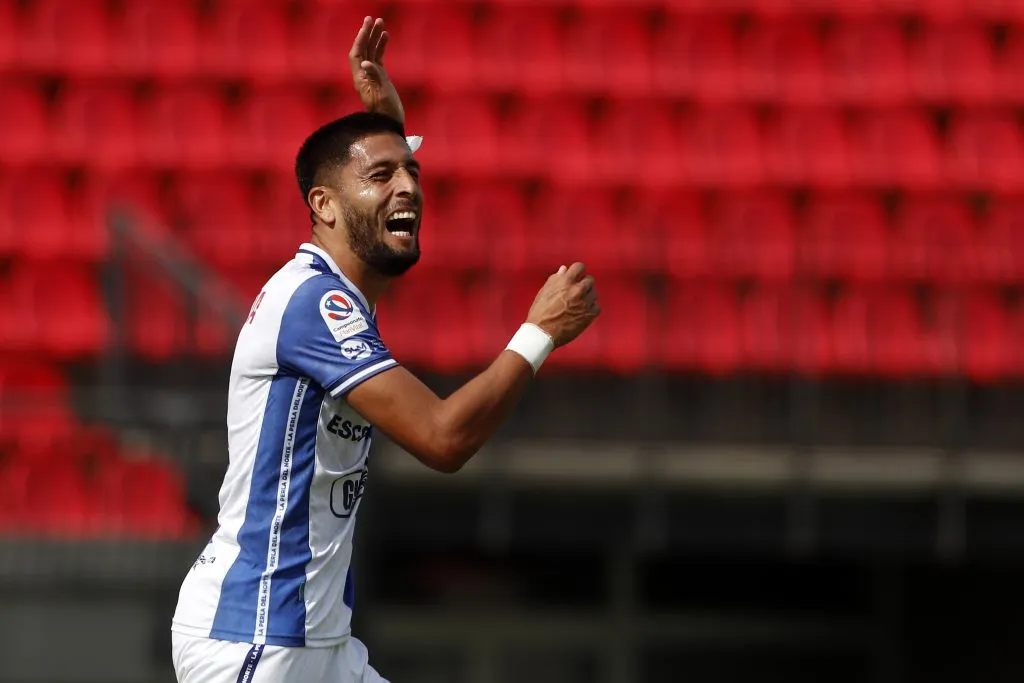 Tobías Figueroa denunció a su club por diferencias en el pago de su sueldo. Foto: Andres Pina/Photosport