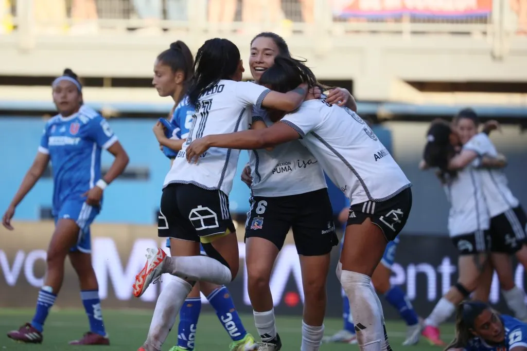 Azules y albas no se encuentran del fin del torneo 2024: Colo Colo fue campeón | Photosport
