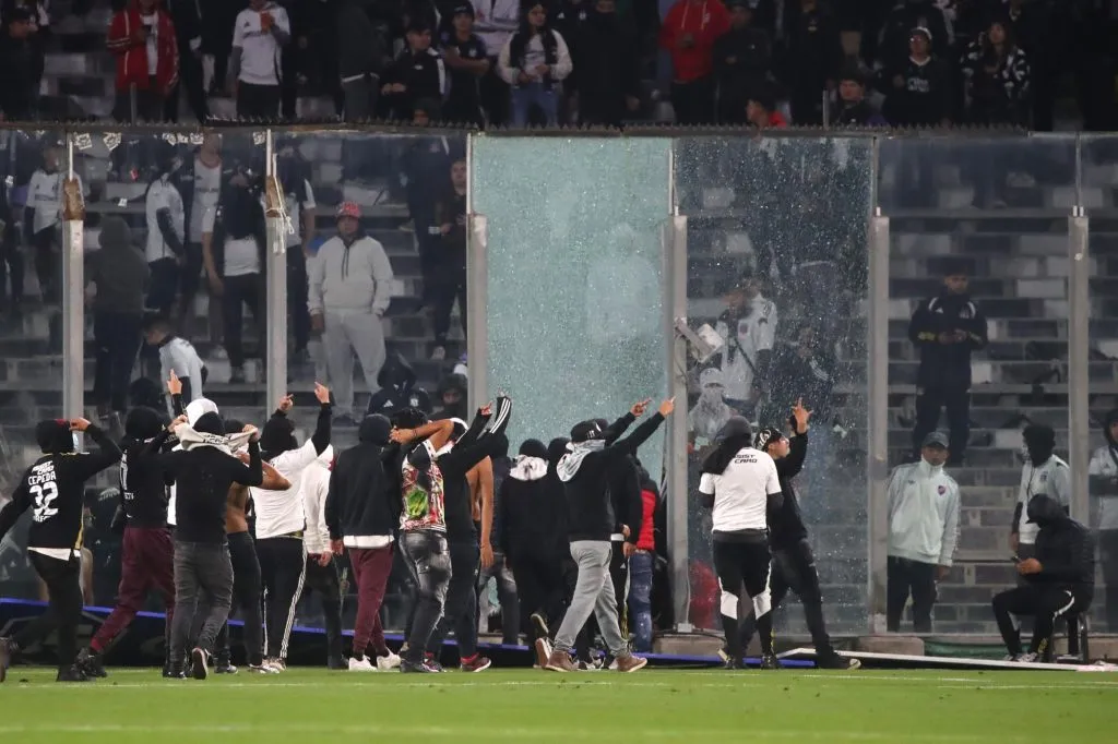 Colo Colo espera una fuerte sanción de parte de la Conmebol. | Foto: Photosport.
