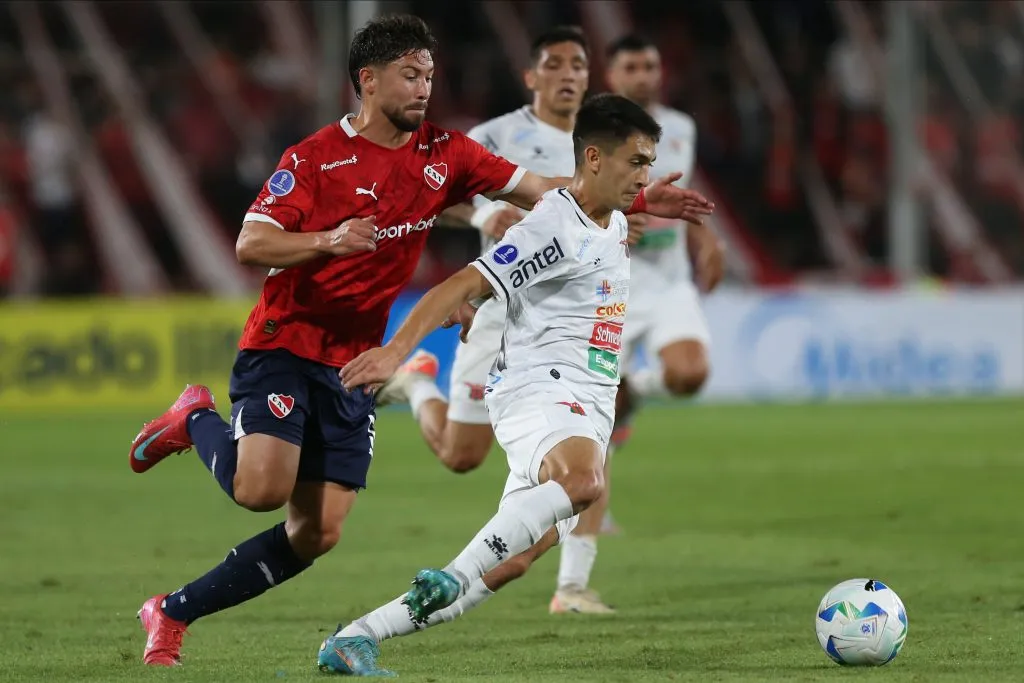 Felipe Loyola ante Boston River en la Copa Sudamericana. (Daniel Jayo/Getty Images).