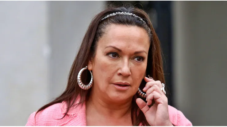 Marisela Santibáñez invitó a un miembro de la Garra Blanca al congreso.
