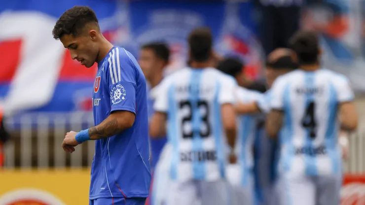 Lucas Assadi queda al margen en Universidad de Chile.