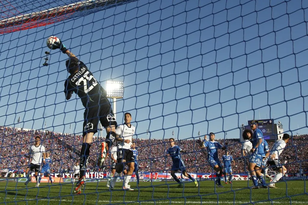 La U llegaba a tope al Superclásico contra un Colo Colo que llegaba entre dudas futbolísticas: Castellón reconoce que en el Chuncho se sintieron perjudicados por la suspensión.