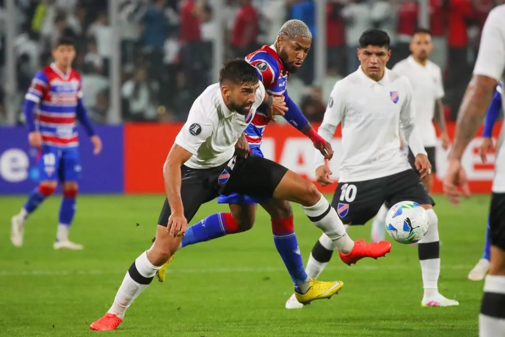 Por ahora Colo Colo sigue en la Copa Libertadores. Foto: Jonnathan Oyarzun/Photosport
