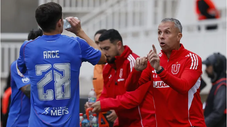 Álvarez pone todas sus fichas en Arce