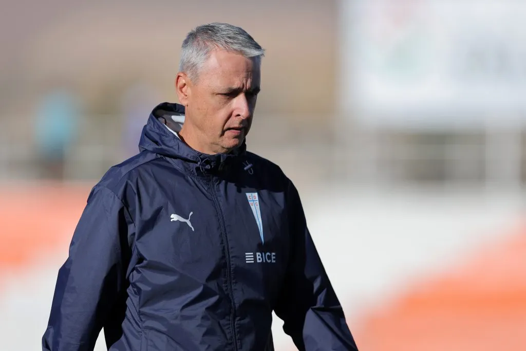 Tiago Nunes en el estadio El Cobre de El Salvador. (Javier Torres/Photosport).