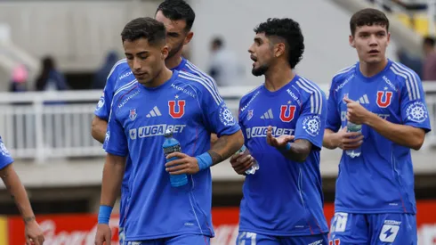 Un terremoto se vive en el interior de la U por Michael Clark,