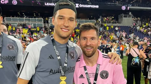 Robbie Robinson celebra junto a Messi un título del Inter Miami. Ahora se retira del fútbol