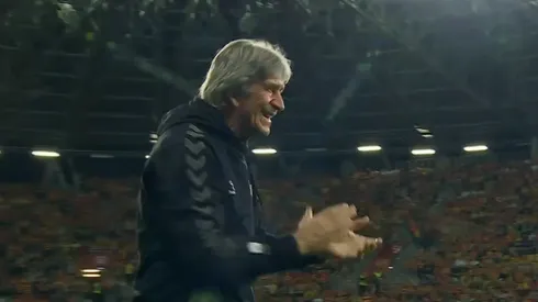 El festejo de Manuel Pellegrini lo dice todo: Siguen en carrera por la Conference League.