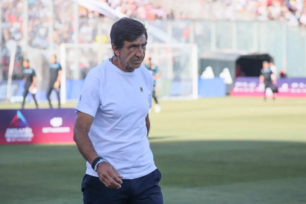 Gustavo Costas ya tiene la mira puesta en la visita de Racing a Colo Colo en Copa Libertadores. Foto: Photosport.