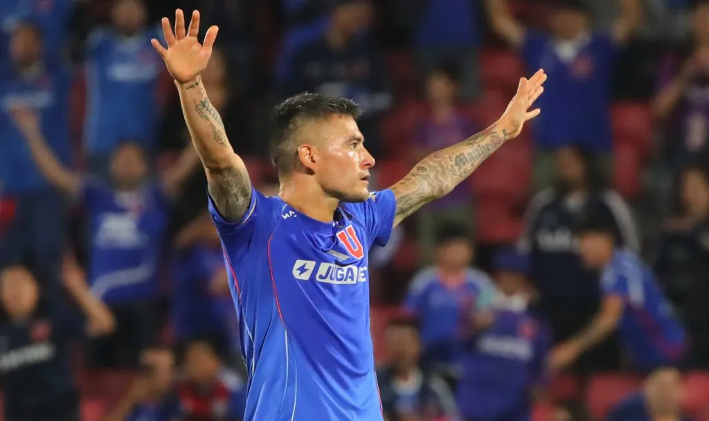 Aránguiz marcó de penal y la U derrotó a La Serena, pero el Príncipe Azul no quedó conforme y hasta medio molesto.