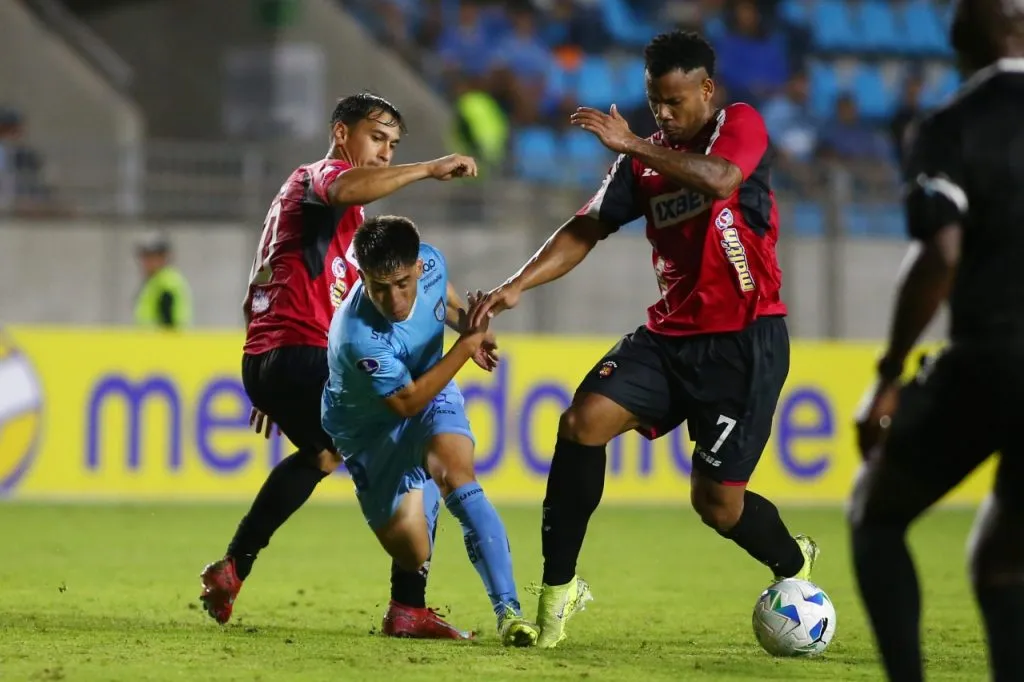 Matías Moya suma más minutos en Iquique que en su paso por Colo Colo (Photosport)