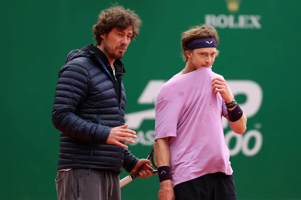 Marat Safin y Andrey Rublev durante el Masters de Montecarlo 2025 (Getty Images).
