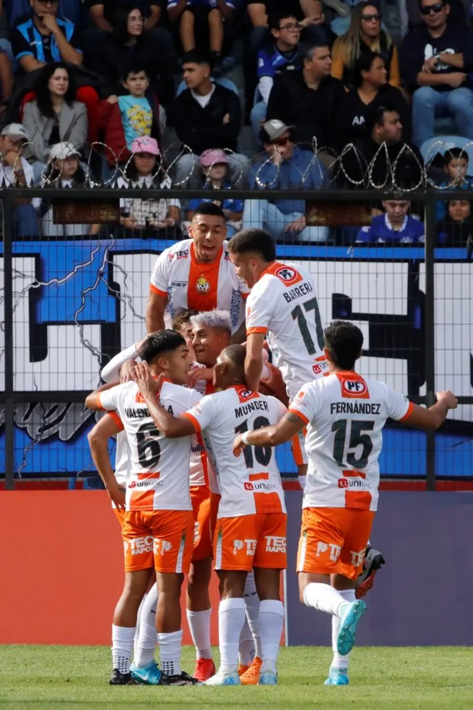 Cobresal suma valiosa victoria de visita ante Huachipato (Photosport)