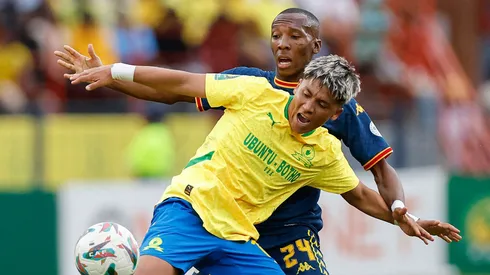 Allende explica cómo se ha ganado un lugar en el complicado fútbol africano.