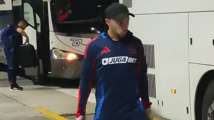 La cara de cansancio de Marcelo Díaz tras arriba a Venezuela.