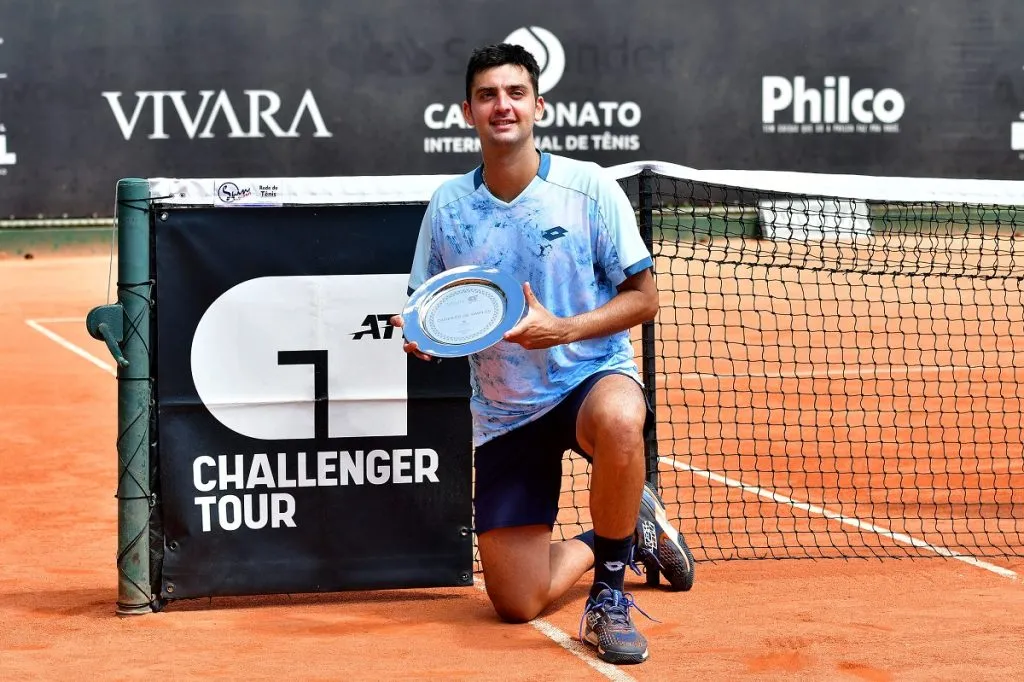Tomás Barrios tras coronarse en el Challenger de Campinas (Instituto Sports).