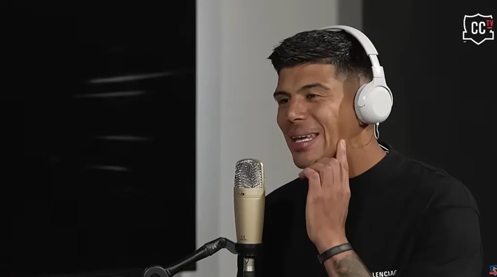 En esa zona estaba el quiste que motivó el apodo de Esteban Pavez. (Captura Podcast Centenario).