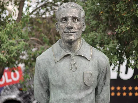 Criticado por Guarello: quién es el autor de la estatua de David Arellano