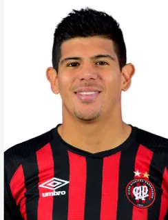 Esteban Pavez en el Furaçao. (Getty).