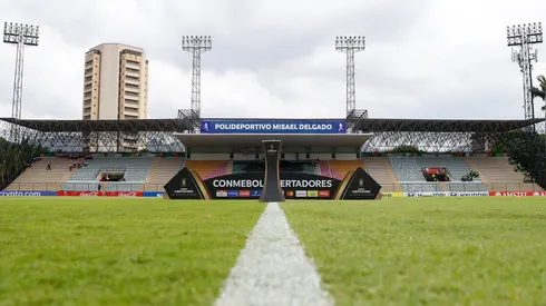 El diluvio pasó por Venezuela y así dejó el estadio donde juega la U