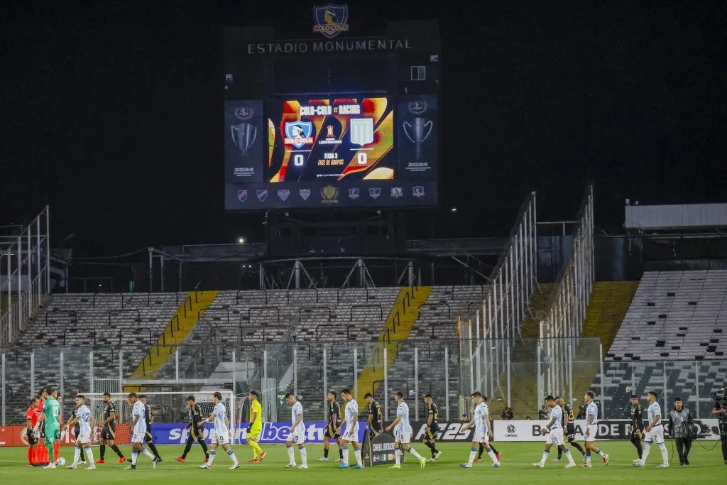 Con el Monumental vacío se escuchaba literalmente todo. (Andres Pina/Photosport).