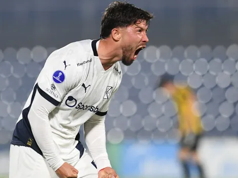 Video: La monumental patada de Felipe Loyola en Copa Sudamericana