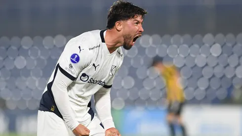 Felipe Loyola fue protagonista en caída de Independiente en Copa Sudamericana.