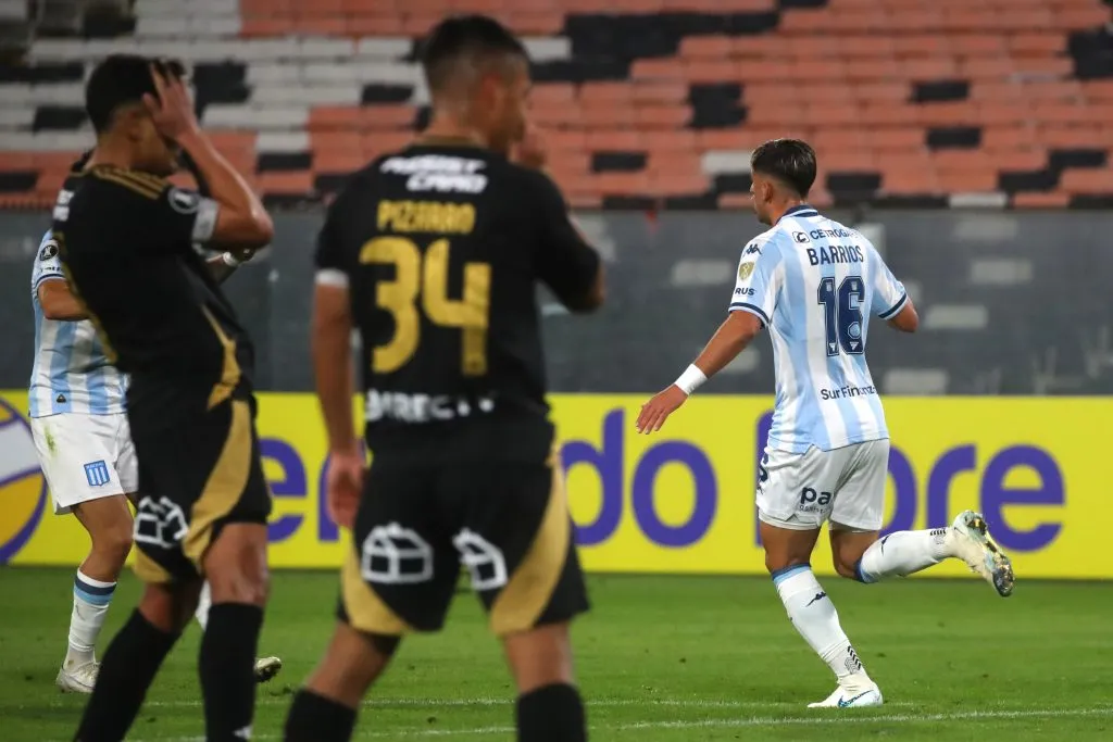Martín Barrios festeja y Esteban Pavez no lo podía creer. (Jonnathan Oyarzun/Photosport).