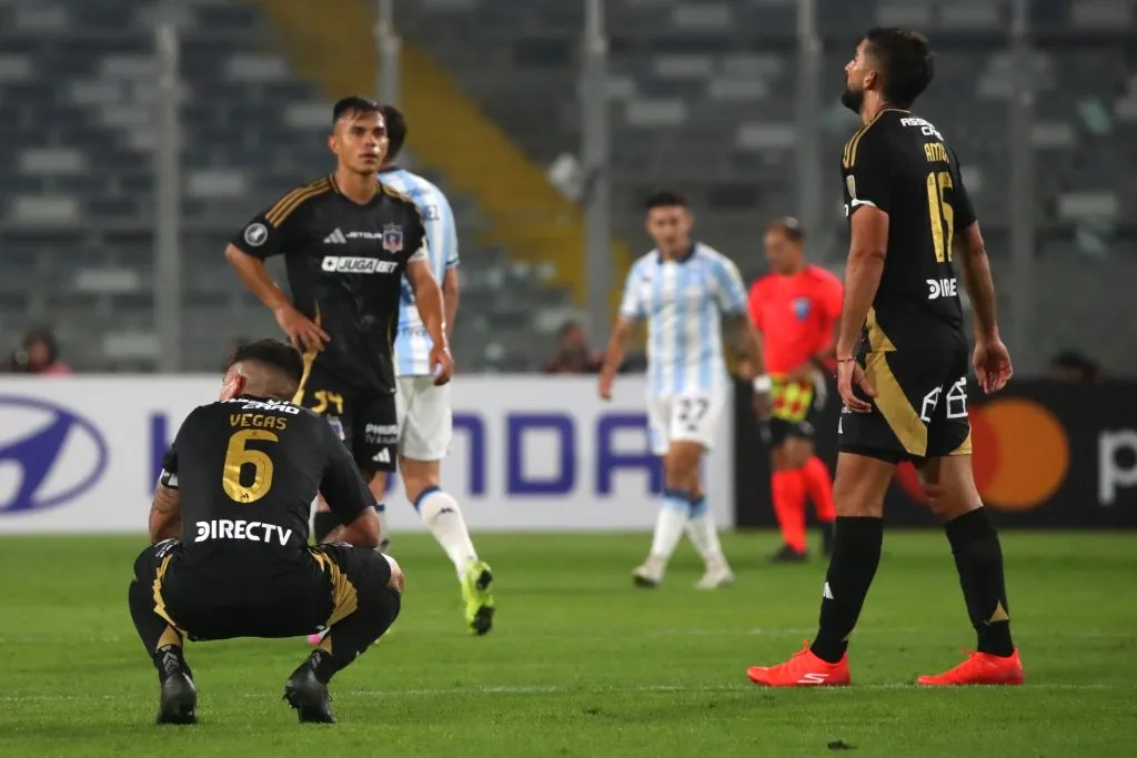 Así quedó Sebastián Vegas tras el empate. A lo lejos se ve a Vicente Pizarro. (Jonnathan Oyarzun/Photosport).