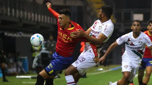 Unión Española enfrentó a un Fluminense que vino con equipo B.