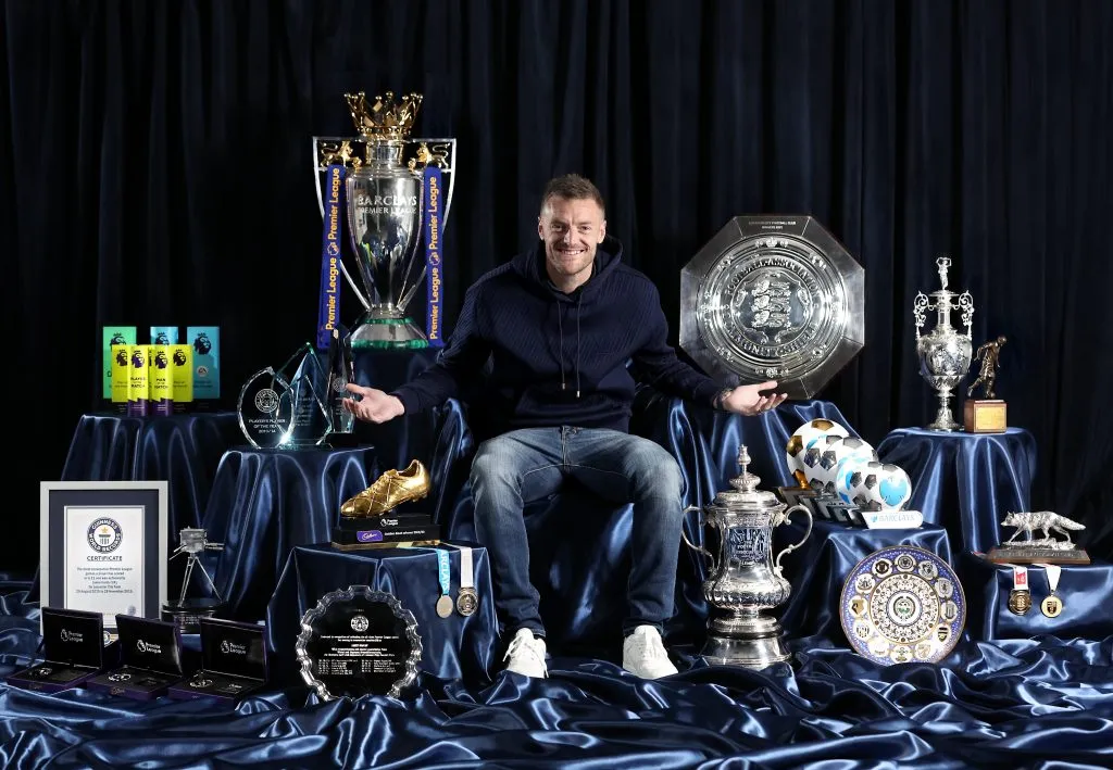 Jamie Vardy deja el Leicester como una absoluta leyenda del club. | Foto: @LCFC
