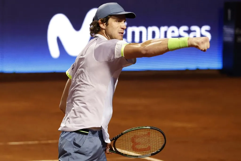 Jarry avanza en la arcilla de Madrid