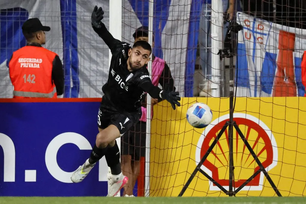 Thomas Gillier dejará U. Católica en junio | Photosport