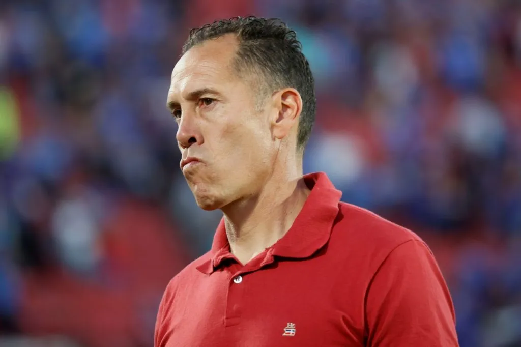 Lucas Bovaglio, DT de Palestino ya prepara partido ante la U (Photosport)