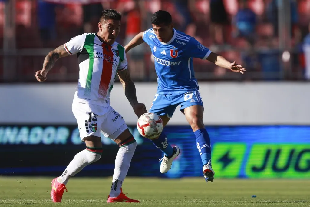 La U visita a Palestino en La Cisterna. Foto: Felipe Zanca/Photosport