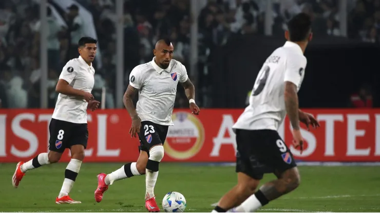 Colo Colo se enfrenta a Coquimbo Unido por la novena fecha de la Liga de Primera.