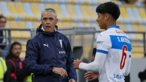 La UC puede quedar puntera este viernes pese a las críticas a Tiago Nunes.