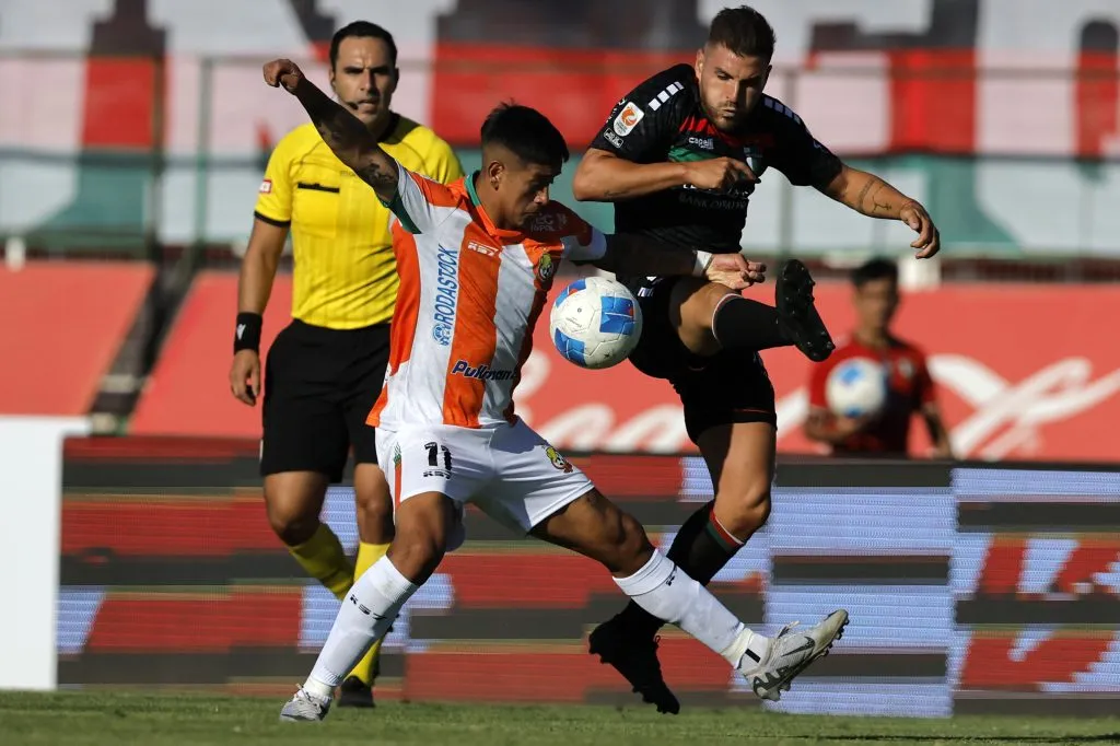 Julián Fernández regresó a Palestino en 2025. Imagen: Photosport