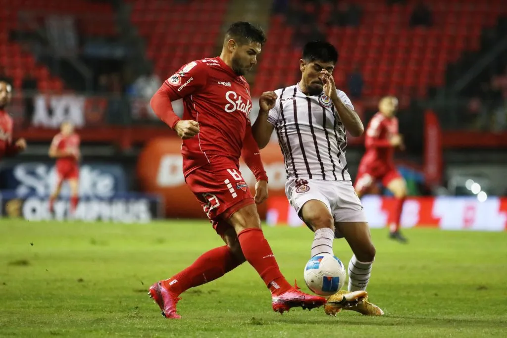 Ñublense se hizo fuerte en Chillán, pero desde el segundo tiempo. Foto: Mauricio Ulloa/Photosport