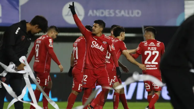 Patricio Rubio abrió el camino del triunfo para Ñublense.