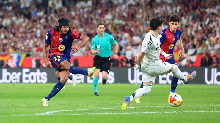 Barcelona venció en el final al Real Madrid y le quitó de las manos la Copa del Rey.