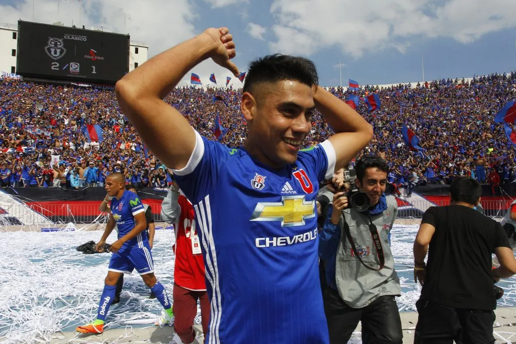 Felipe Mora estuvo en el último equipo campeón con U de Chile. Foto: Marcelo Hernandez/Photosport