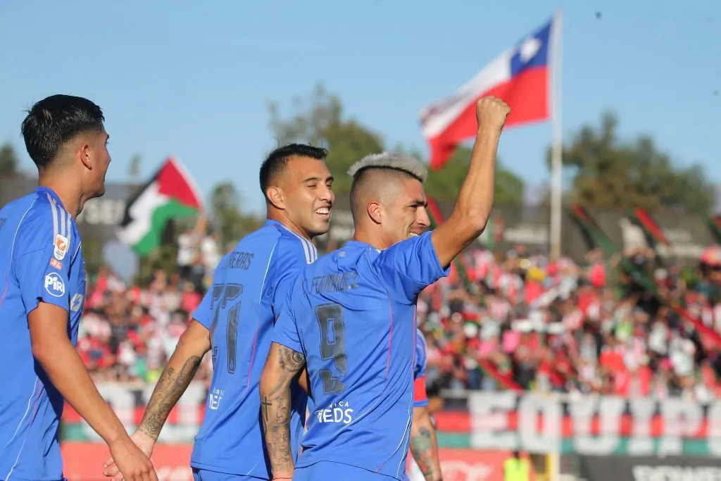 Leandro Contreras y el Tucu Contreras marcaron viniendo desde la banca. Foto: Javier Salvo/Photosport