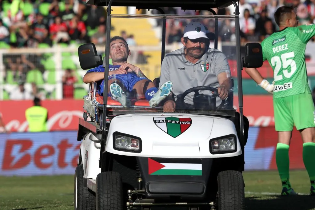 La imagen que preocupó a los hinchas de Universidad de Chile de cara al Clásico Universitario. Foto: Javier Salvo/Photosport