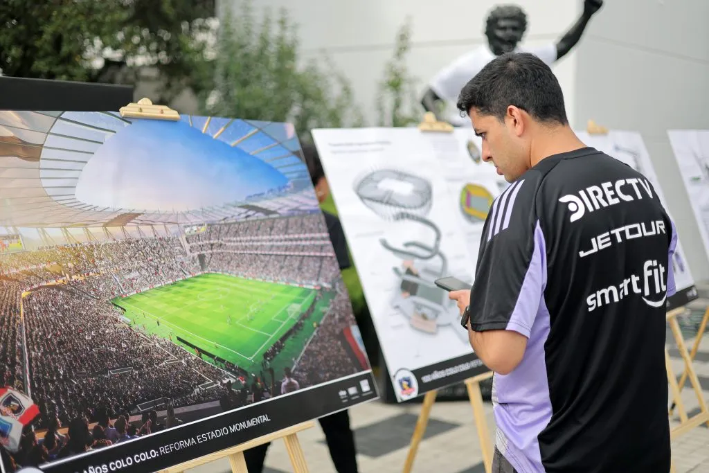 En Colo Colo entregaron novedades sobre la reforma o remodelación del Estadio Monumental. Foto: Javier Torres/Photosport.