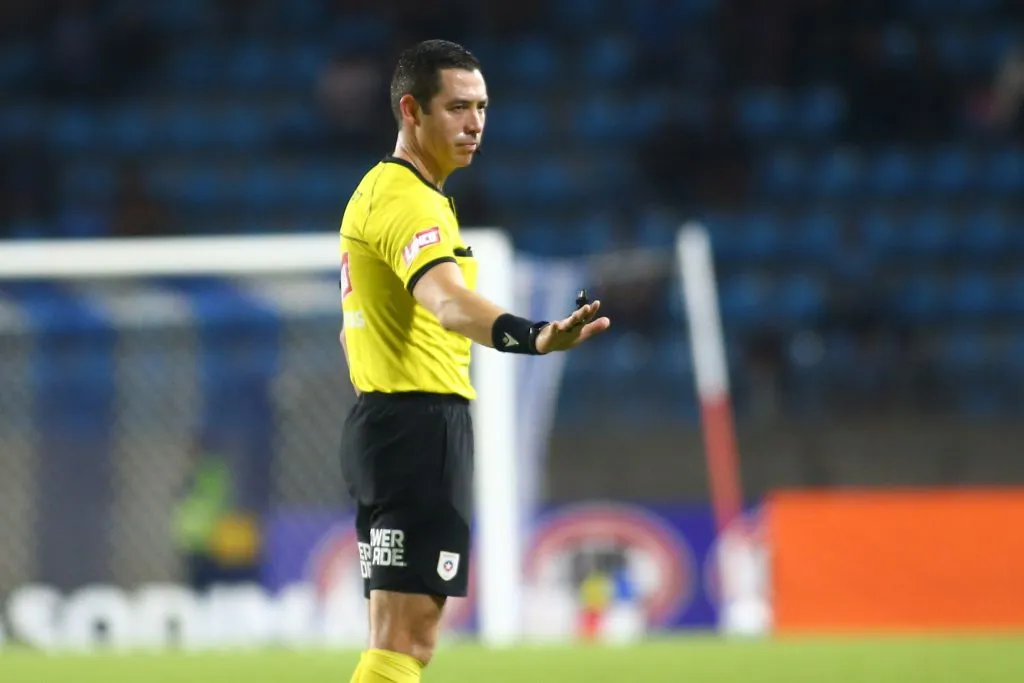 Franco Jiménez será el árbitro principal para Universidad de Chile vs Universidad Católica. Foto: Alex Diaz/Photosport