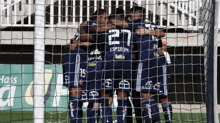 Un ex jugador de la U tiene un lindo presente.