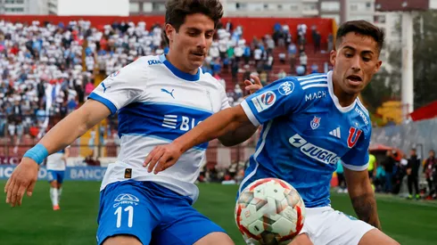 Lucas Assadi y Clemente Montes en el último Clásico Universitario en el Campeonato Nacional 2024.