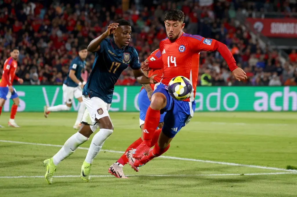 ¿Loyola se convierte en el que más de La Roja? Candidato a refuerzo del Bayern Múnich.